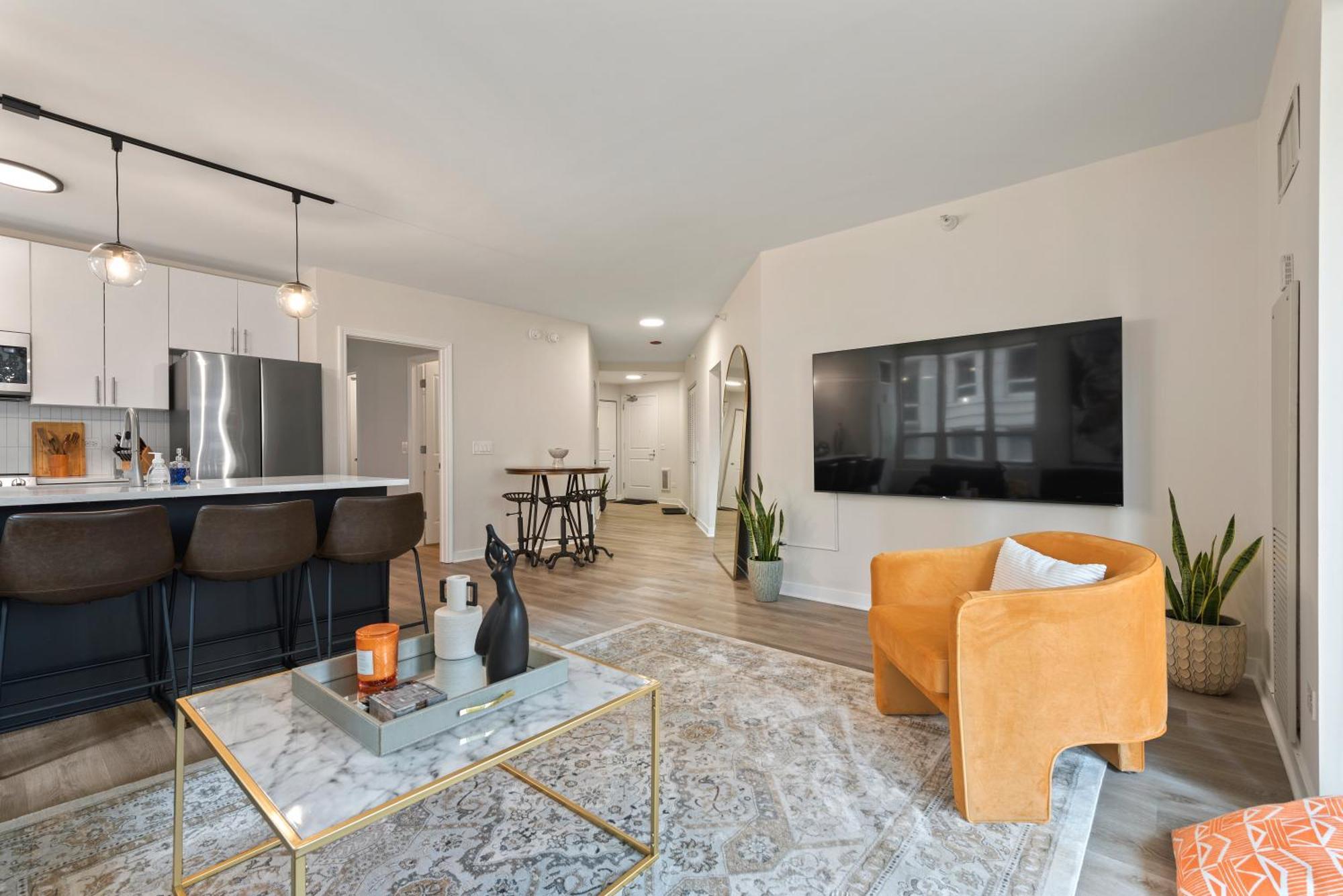The Bernardin Gold Coast Luxury Apartments Near Magnificent Mile Chicago Exterior photo
